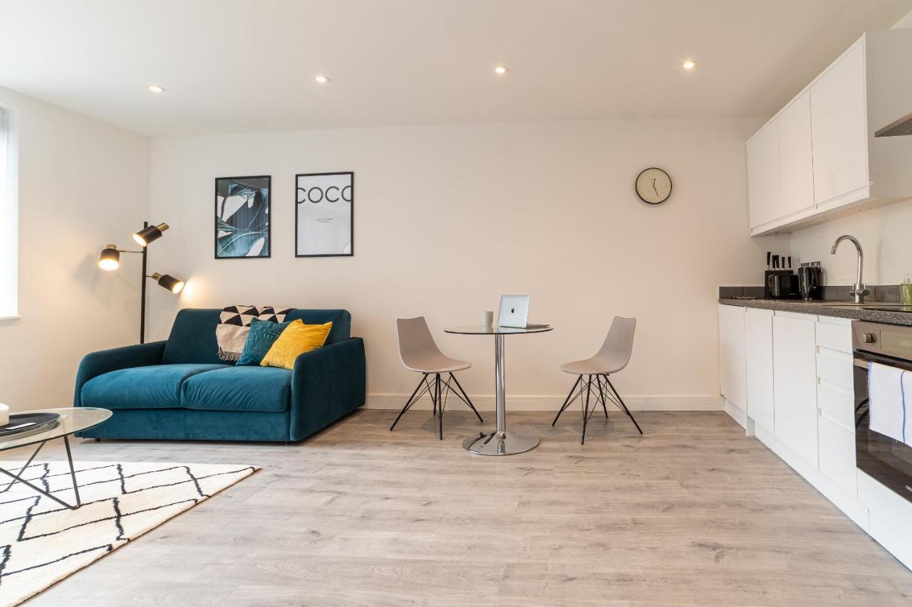Copenhagen Court Apartments Basingstoke Esterno foto