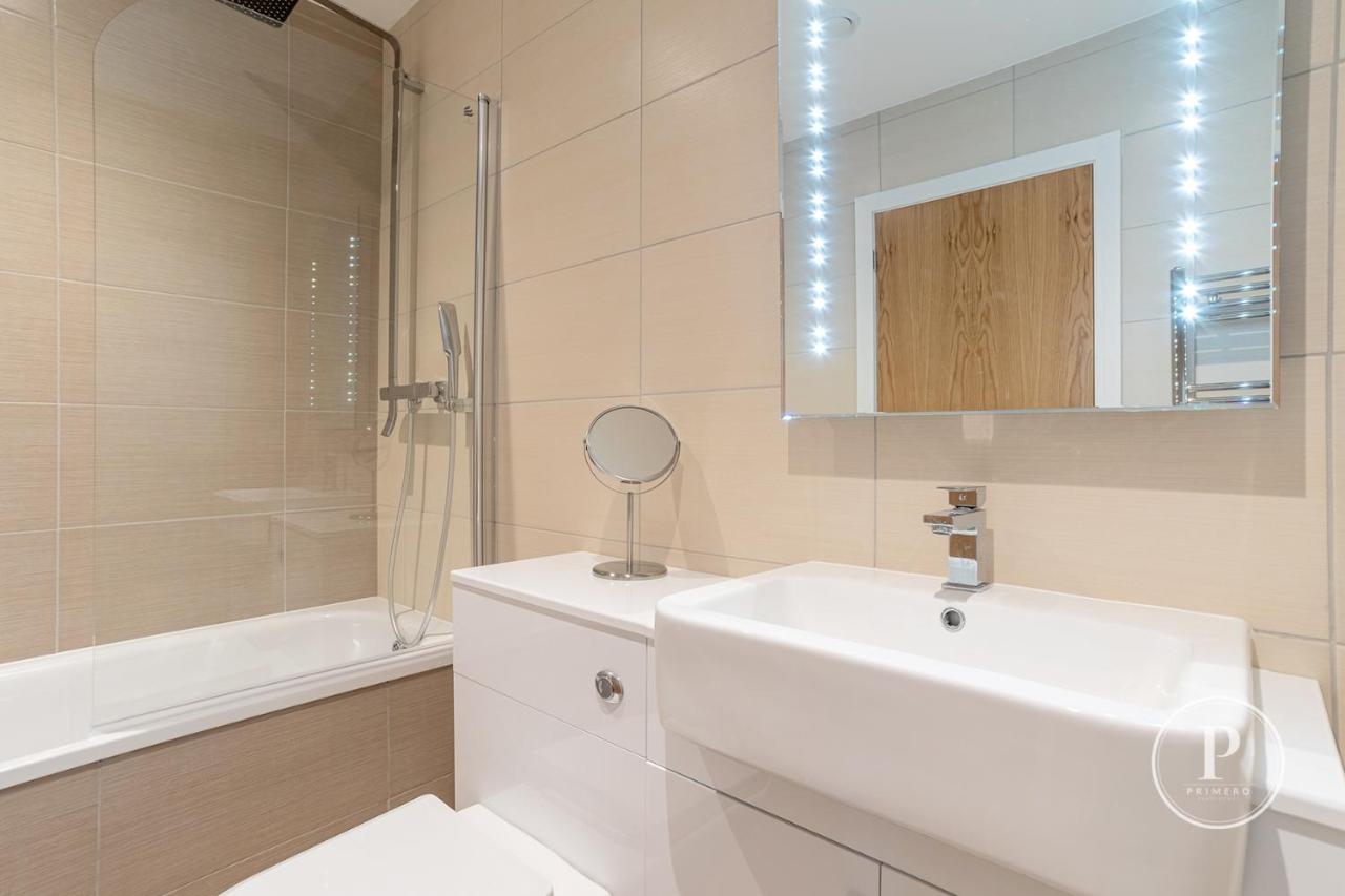 Copenhagen Court Apartments Basingstoke Esterno foto