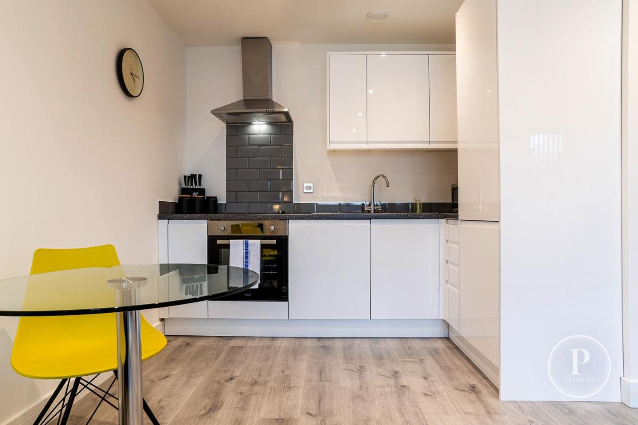 Copenhagen Court Apartments Basingstoke Esterno foto